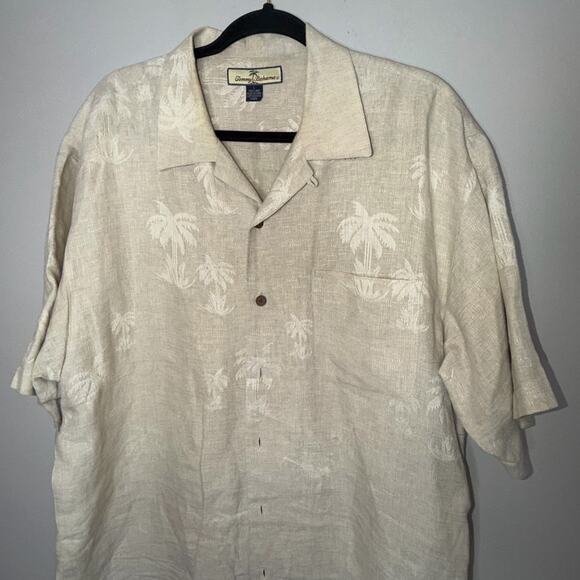Tommy Bahama Mens Size Large Silk Palm Tree Pattern Short Sleeve Button Up - Picture 2 of 7
